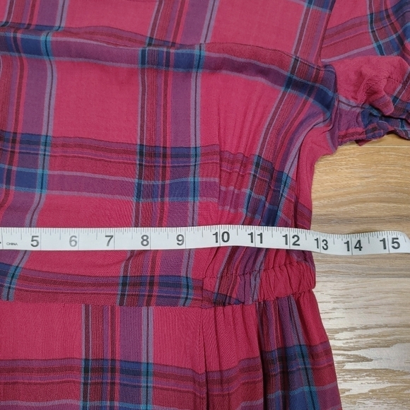 Volcom Red Plaid Lightweight Scoop Neck Mini Dress Size Medium - Picture 5 of 15